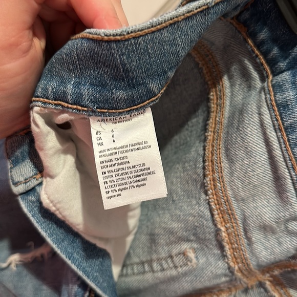 AE 90s boyfriend shorts size 6 - Picture 5 of 5